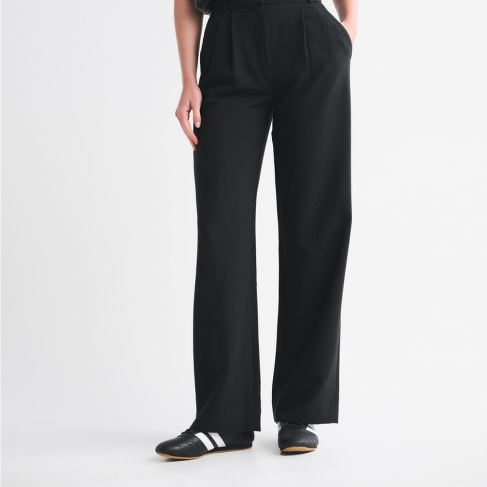 Abercrombie & Fitch Sloan Wide Leg Pant